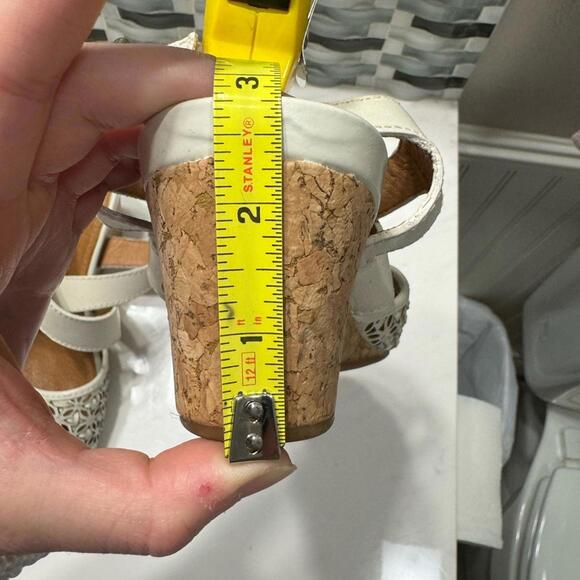 NWOB Nurture Harper Rice White Leather Cork Wedge Wrap Sandals- Size 7.5M - Picture 5 of 5